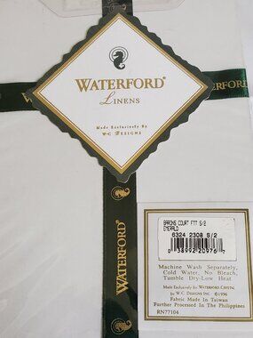Waterford Linens Fingertip Towels - Set of Two - Forest Green